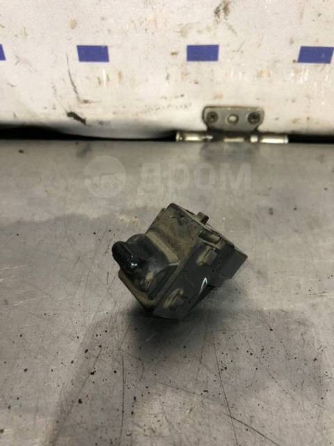 Купить Кнопка стеклоподъемника Газ Волга Сайбер 2010 04602465 2.4L-DOHC ...