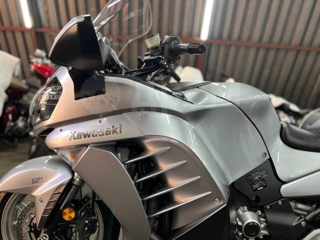 Kawasaki 1400 GTR. 1 400. ., , ,   