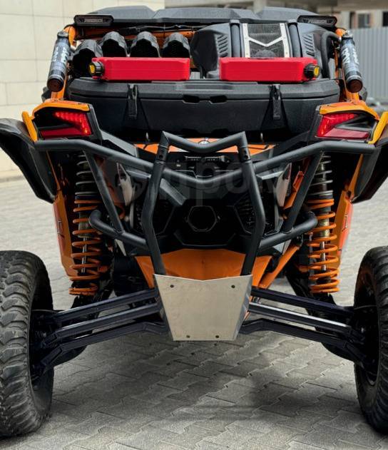 BRP Can-Am Maverick X3 X RC Turbo R. ,  \,   