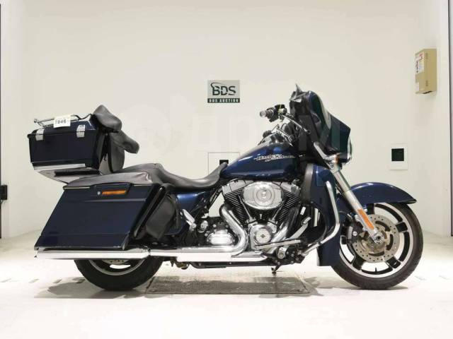 Harley-Davidson Street Glide. 1 690. ., , ,   