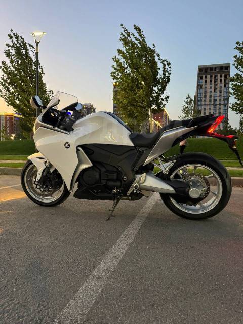 Honda VFR 1200FD. 1 200. ., , ,   