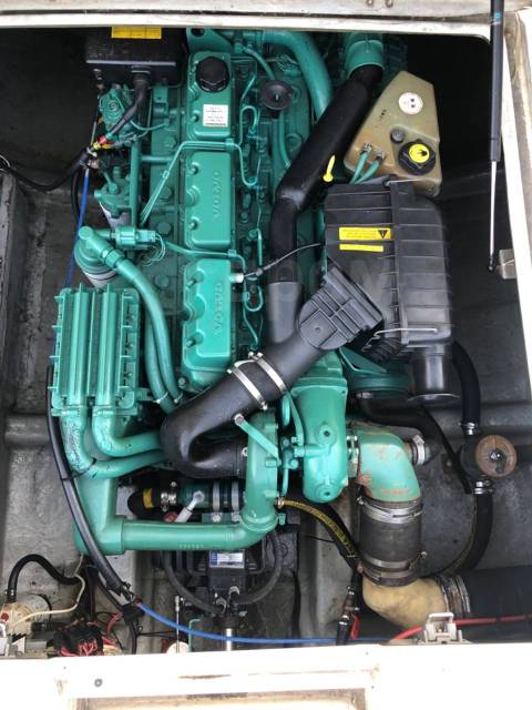 Volvo Penta. 260,00.., 4-,  