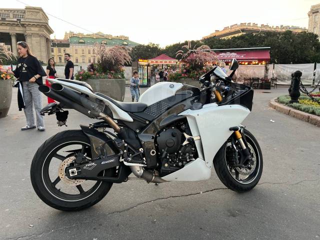 Yamaha YZF-R1. 1 000. ., , ,   