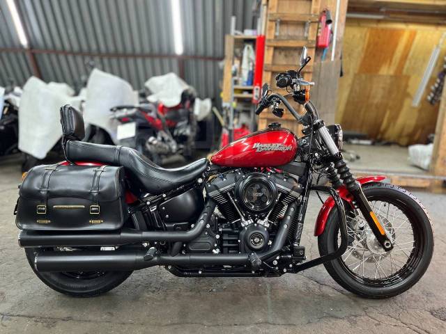 Harley-Davidson Dyna Street Bob. 1 750. ., , ,   