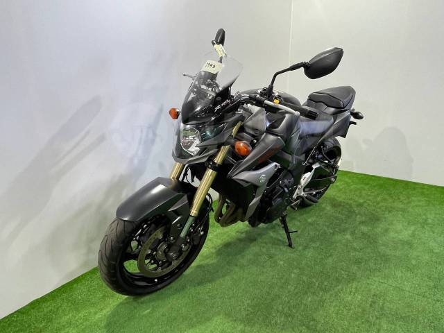 Suzuki GSR 750A. 750. ., , ,   