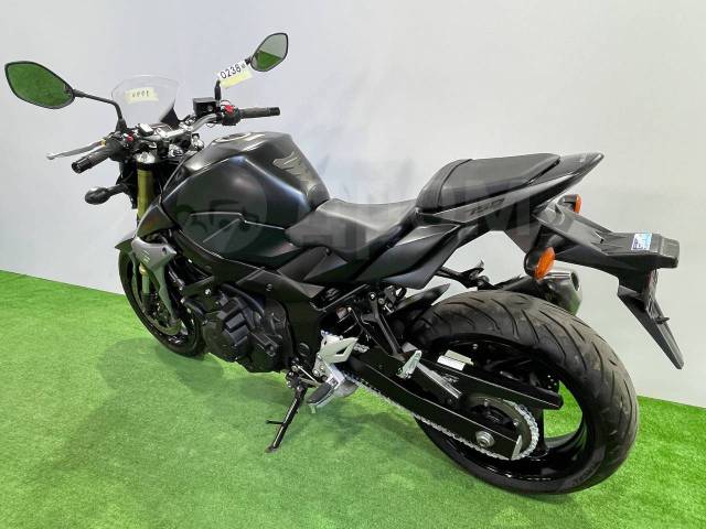 Suzuki GSR 750A. 750. ., , ,   