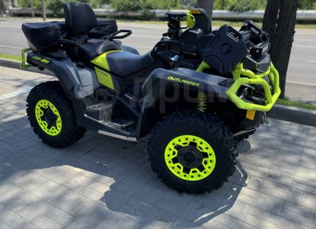 BRP Can-Am Outlander 1000R X MR. ,  \,   