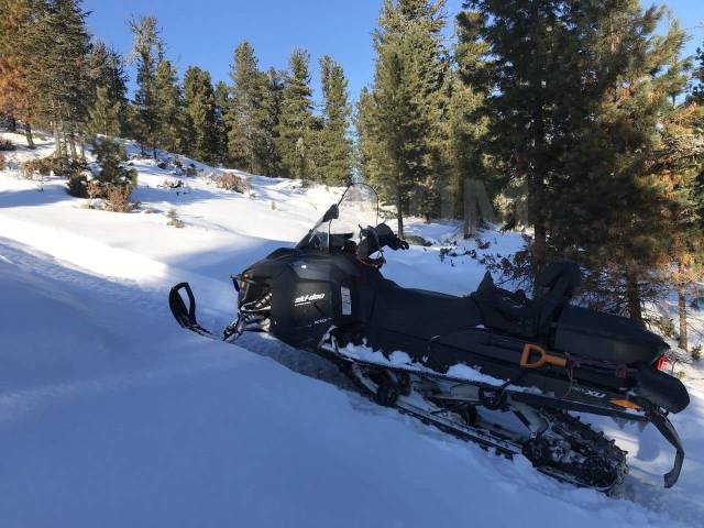 BRP Ski-Doo Expedition SE. ,  ,   