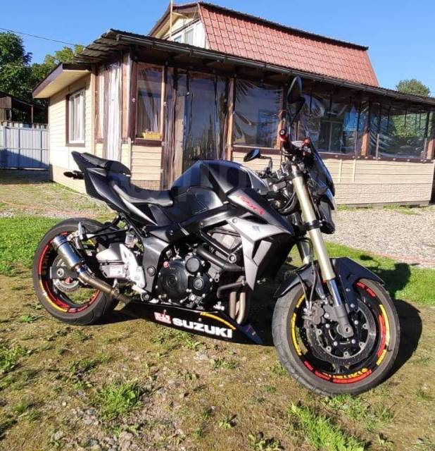 Suzuki GSR 750. 750. ., , ,   