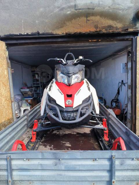 BRP Ski-Doo Summit X. ,  ,   