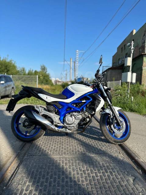 Suzuki SFV 400 Gladius. 399. ., , ,   