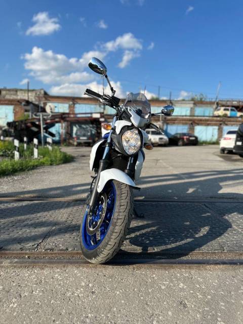 Suzuki SFV 400 Gladius. 399. ., , ,   