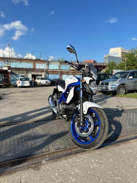 Suzuki SFV 400 Gladius. 399. ., , ,   