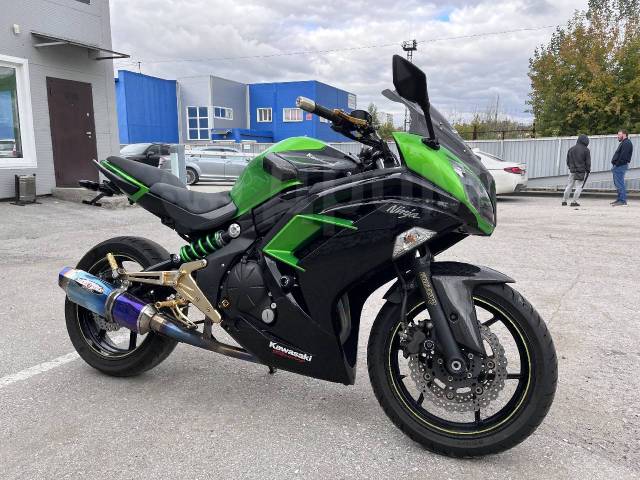 Kawasaki Ninja 400R