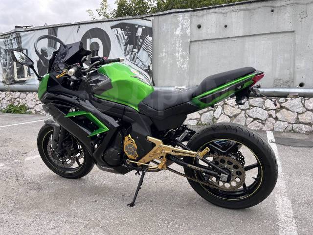 Kawasaki Ninja 400R