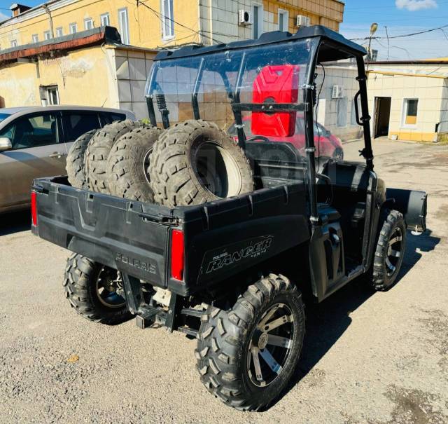 Polaris Ranger 400. ,  \,   