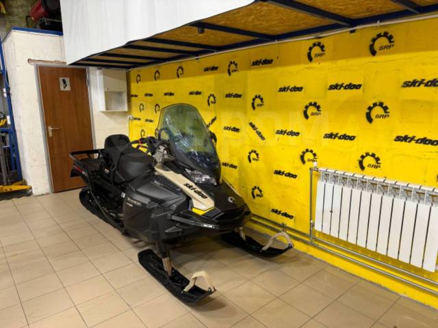 BRP Ski-Doo Skandic SWT. ,  ,   