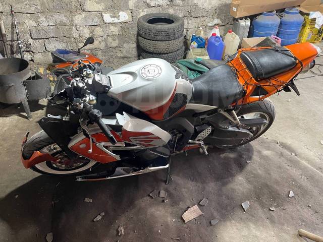 Honda CBR 1000RR Fireblade. 1 000. ., , ,   