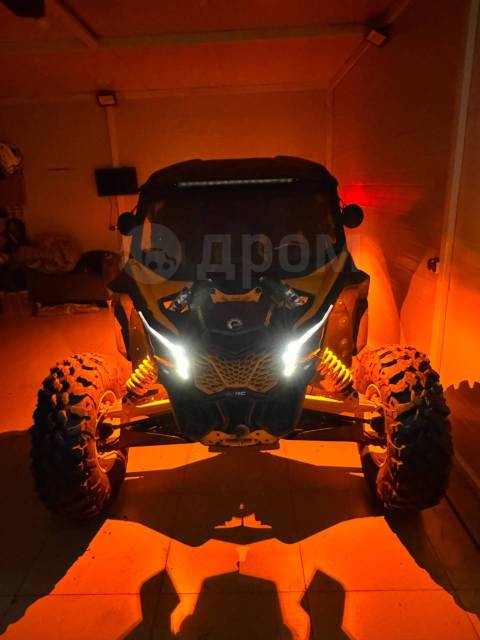 BRP Can-Am Maverick X3 X RC Turbo R. ,  \,   