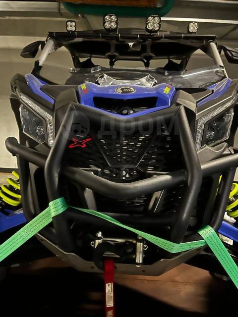 BRP Can-Am Maverick Max X RS Turbo RR. ,  \,   