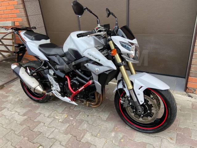 Suzuki GSR 750A. 750. ., , ,   