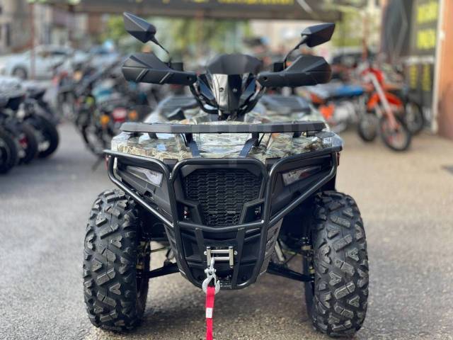 Yamaha Grizzly 300. ,  \,   