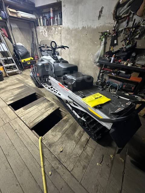 BRP Ski-Doo Skandic. ,  ,   