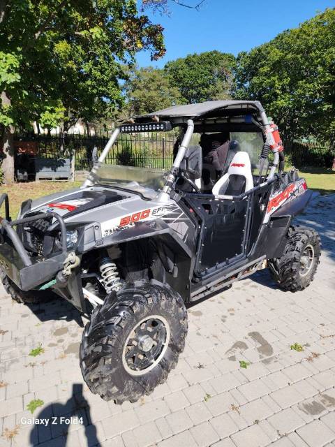 Polaris RZR 900. ,  \,   