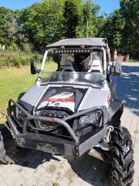 Polaris RZR 900. ,  \,   