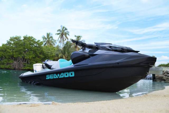 BRP Sea-Doo GTR.     