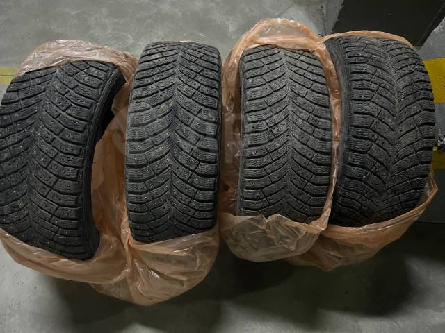 Michelin X-Ice North 4, 235/45R18