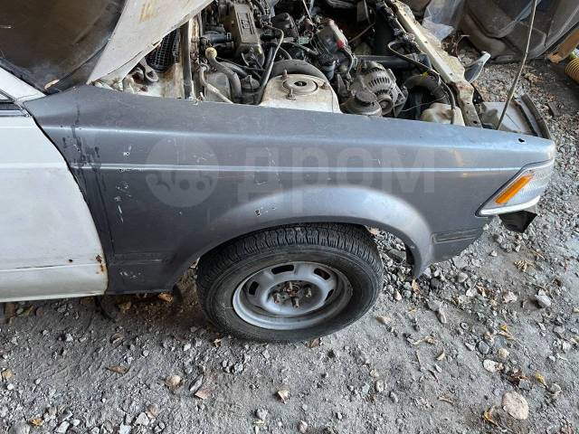    Toyota Carina ED ST160