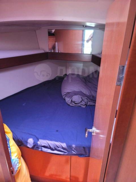 Beneteau Oceanis 34.  10,34., 2009 .     