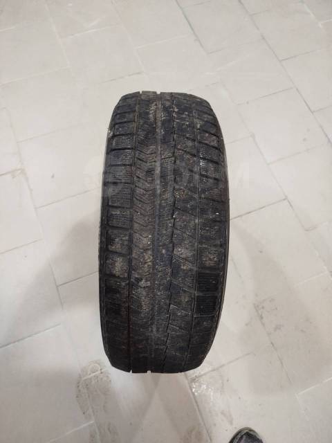 Bridgestone Blizzak VRX, 215/60 R16