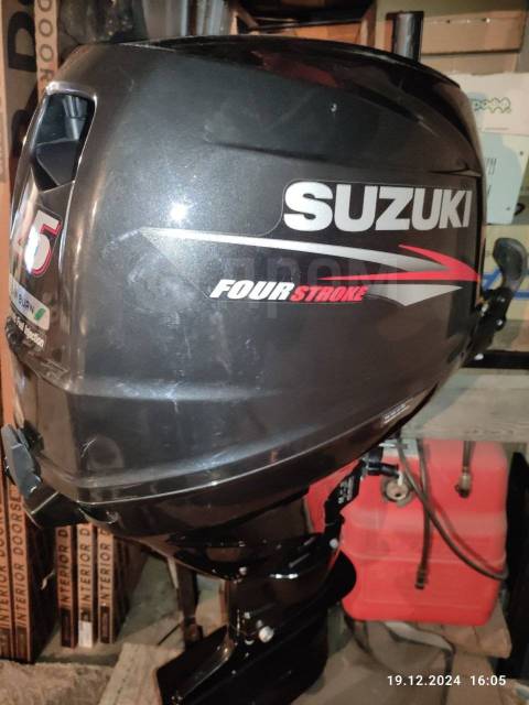 Suzuki. 25,00.., 4-, ,  S (381 ), 2018  