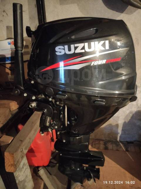 Suzuki. 25,00.., 4-, ,  S (381 ), 2018  