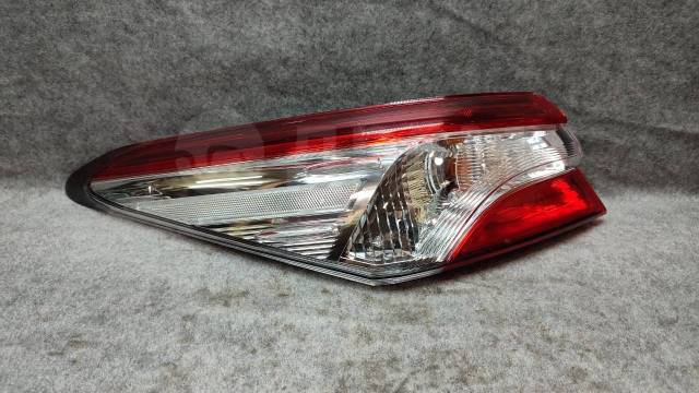 Задний левый фонарь Toyota Camry 70 17-21г