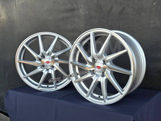  R16  Vossen CVT  (L561)
