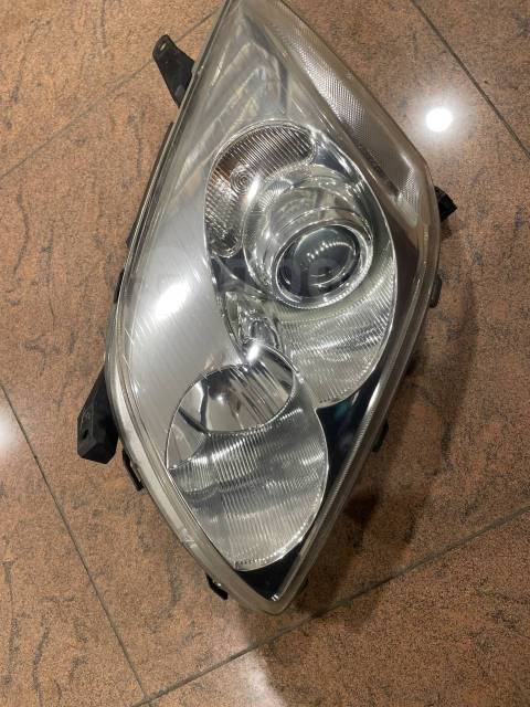   Toyota Avensis AZT251,  