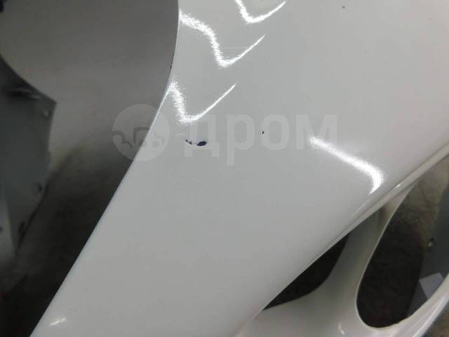   () Suzuki Hayabusa GSX1300R 99-07 94411-24F0. 