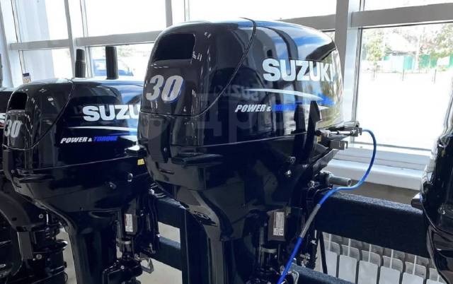 Suzuki. 30,00.., 2-, ,  S (381 ), 2025 .     