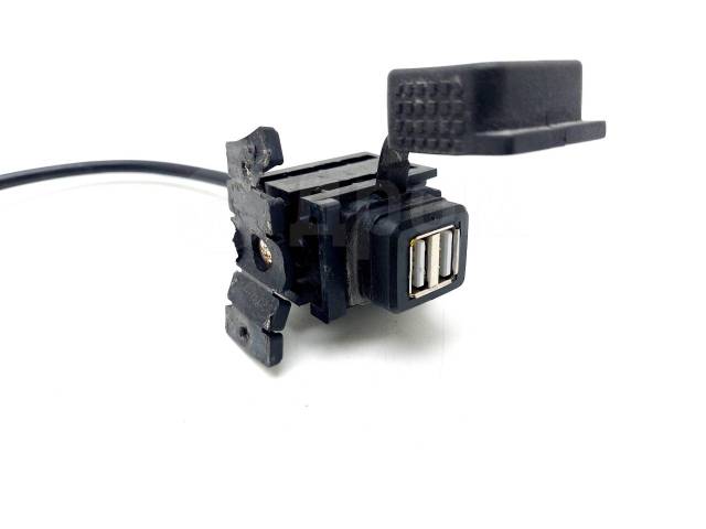  /  USB | AUX Triumph Tiger 1050 2007-2012 [H0001702552] 