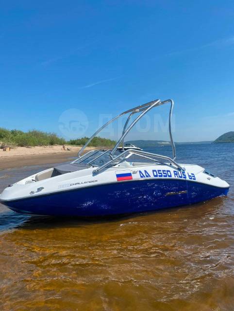 BRP Sea-Doo Challenger. 2011 ,  5,40., 255,00..,  