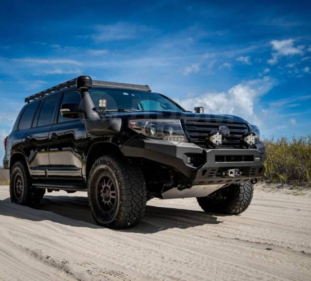   Toyota Land Cruiser 200 2007-2015  6,   