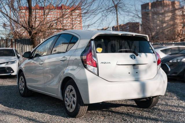 Toyota Aqua.   