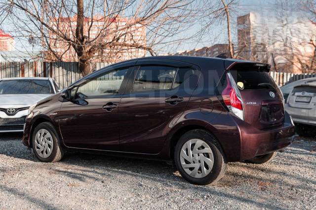 Toyota Aqua.   