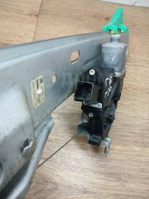    Opel Astra J 13350761  