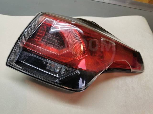     Toyota Rav4 40 . 2015-2019, 81550 42200