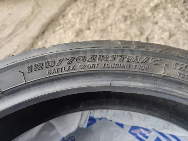    120 70 17 Bridgestone Battlax T30 Evo 