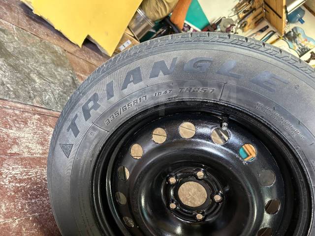 Triangle TR257, 104 235/65R17